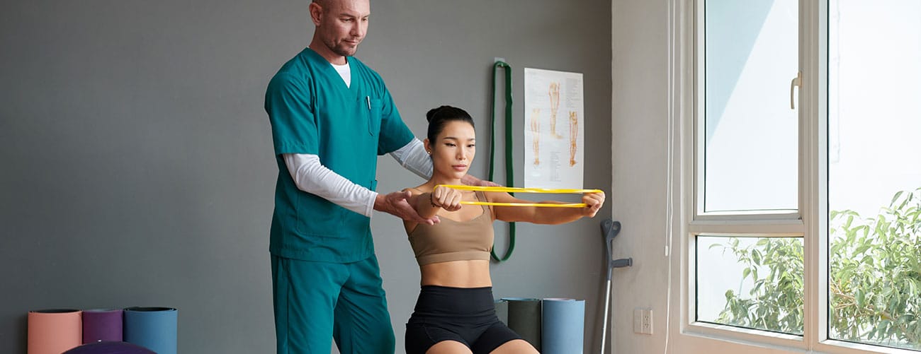 Readaptación vs Rehabilitación: Diferencias Clave para tu Recuperación Completa